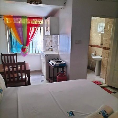 Luxurious Studio Apartments Mombasa Exterior photo