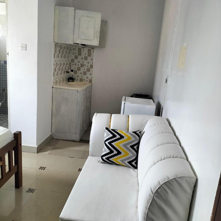 Luxurious Studio Apartments Mombasa Exterior photo
